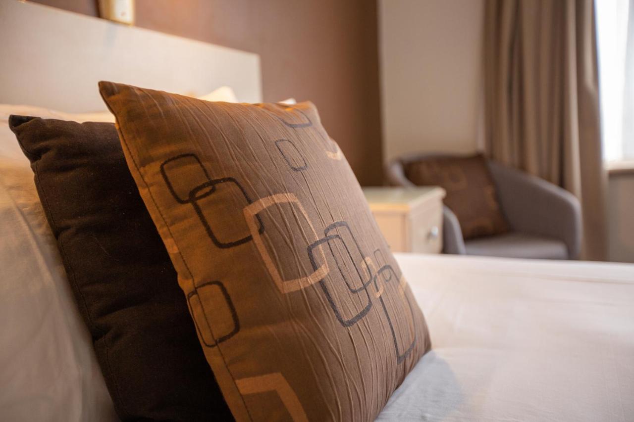 רובא Lakeview Motel And Apartments מראה חיצוני תמונה