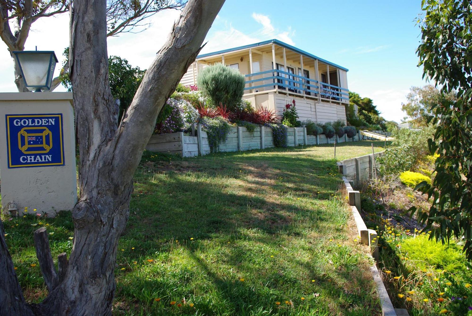 רובא Lakeview Motel And Apartments מראה חיצוני תמונה