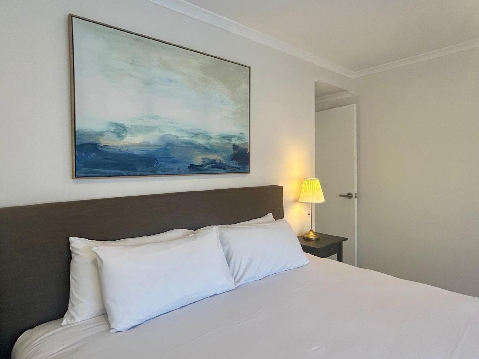 רובא Lakeview Motel And Apartments מראה חיצוני תמונה