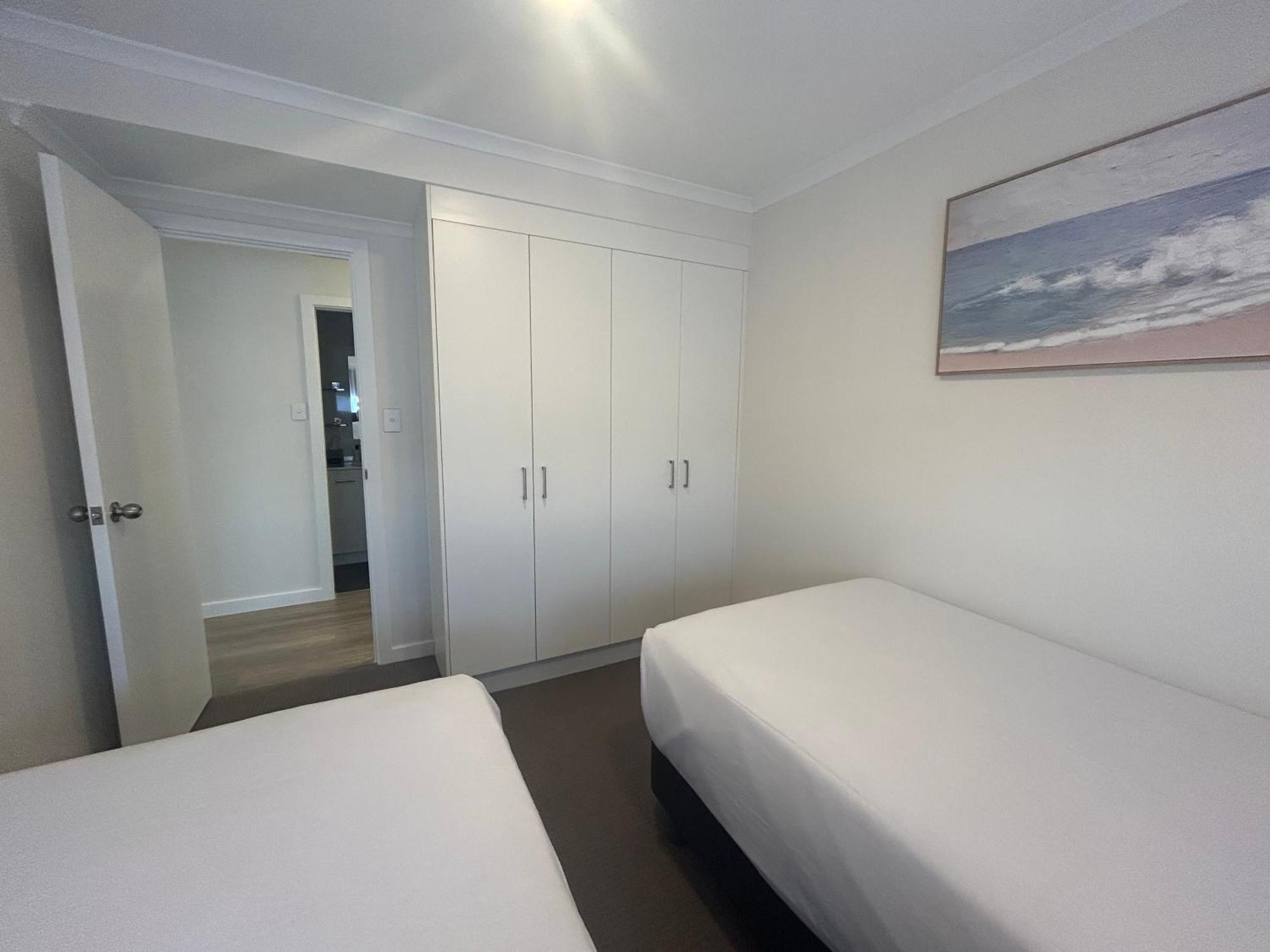 רובא Lakeview Motel And Apartments מראה חיצוני תמונה