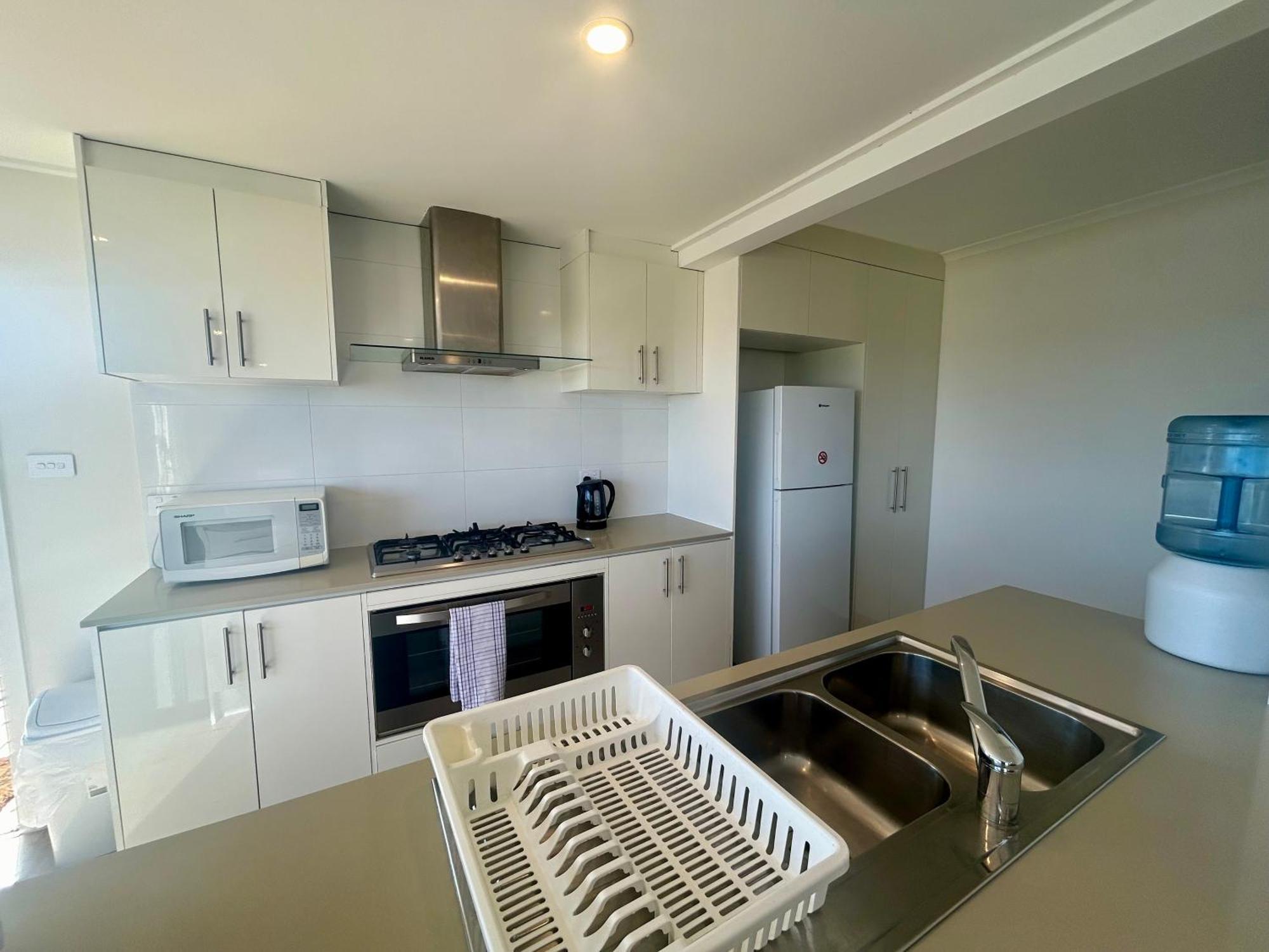 רובא Lakeview Motel And Apartments מראה חיצוני תמונה