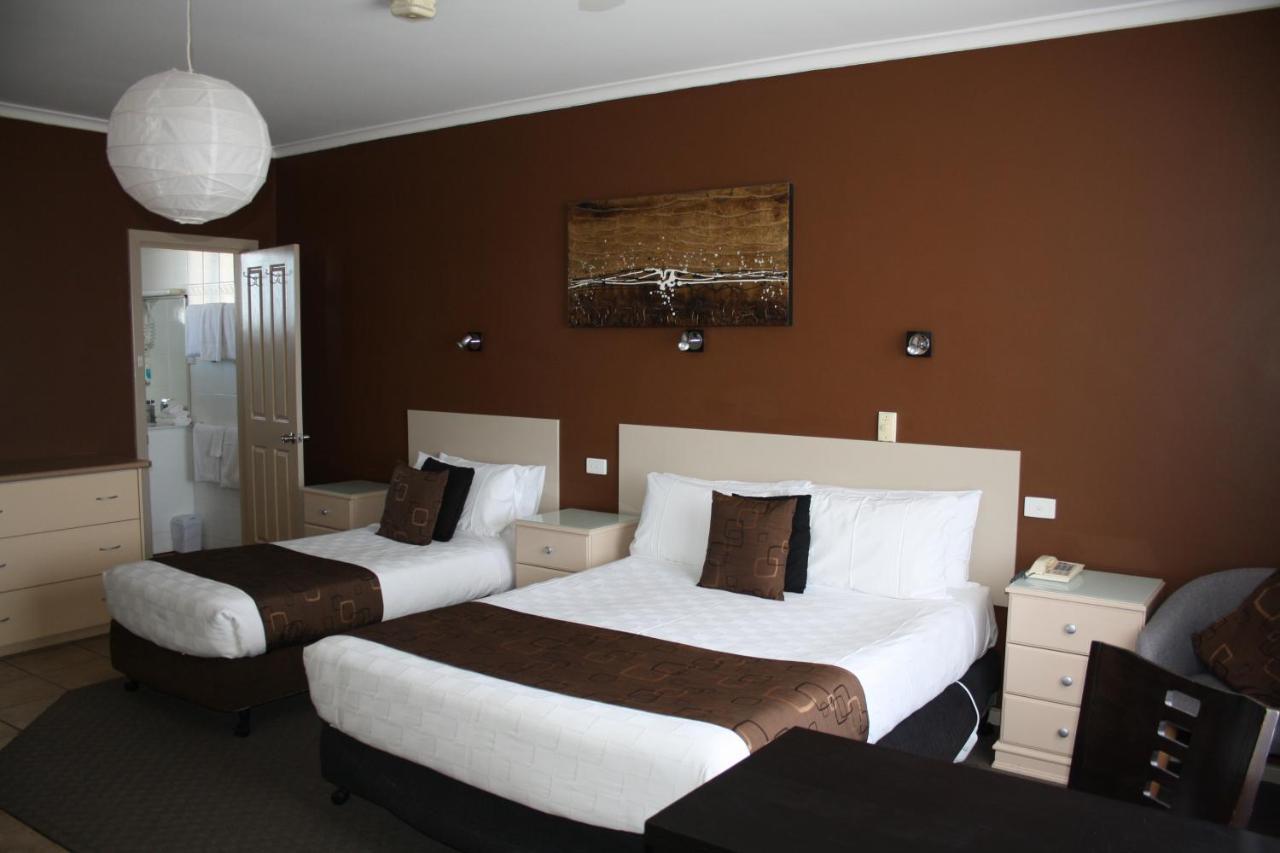 רובא Lakeview Motel And Apartments מראה חיצוני תמונה